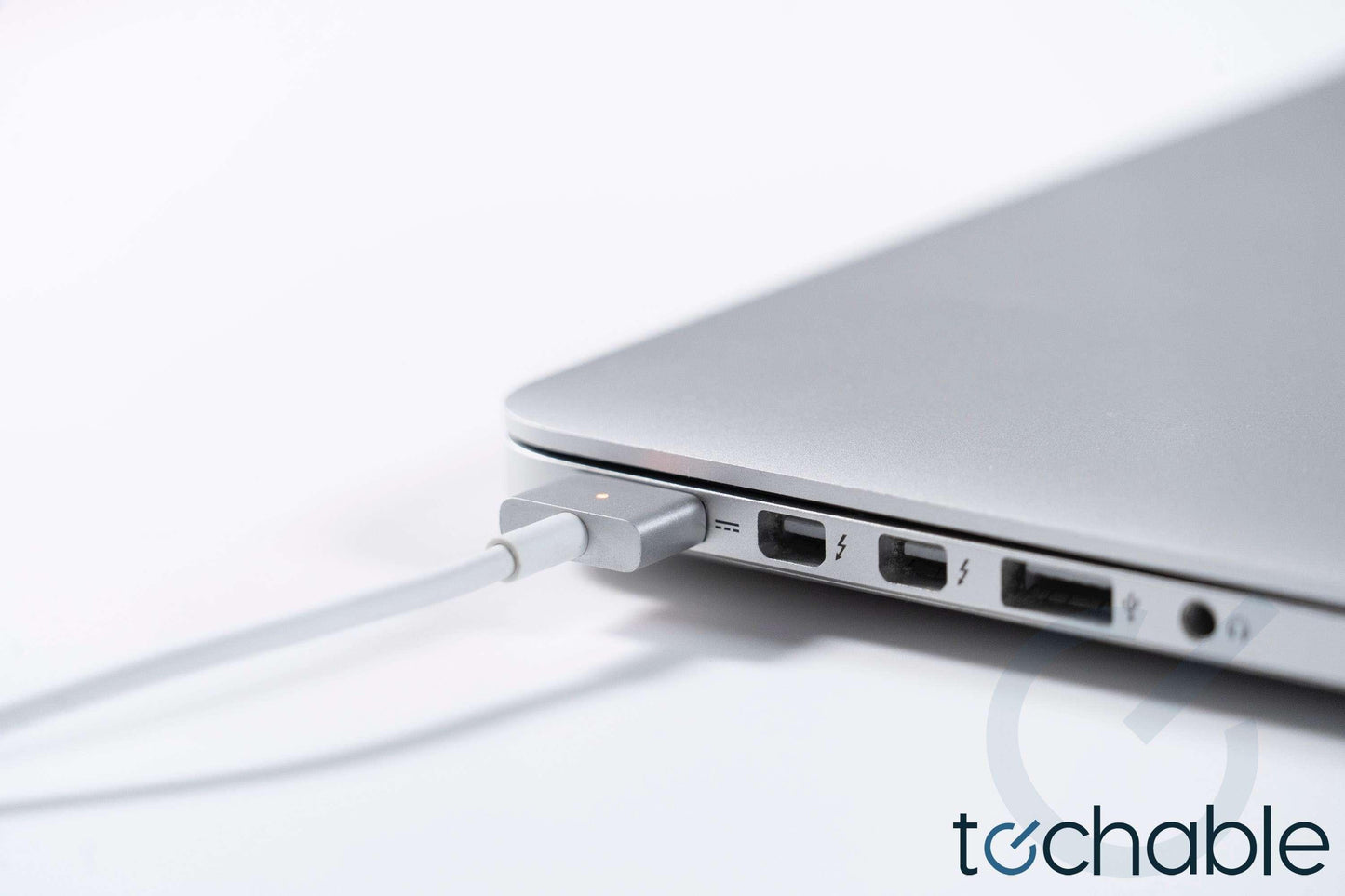 MacBook Pro (Mid 2015) 15-Inch - 2.5GHz Core i7 (IG) - 16GB RAM
