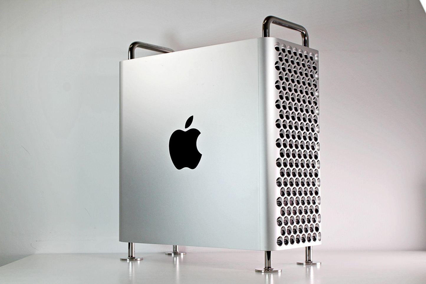 New Apple Refurb 2019 Mac Pro 2.5GHz 28-Core Intel XeonW | Up to 1.5TB RAM | Up to 8TB SSD | AMD Radeon Pro Vega ll Duo | with Apple Care+ 2027