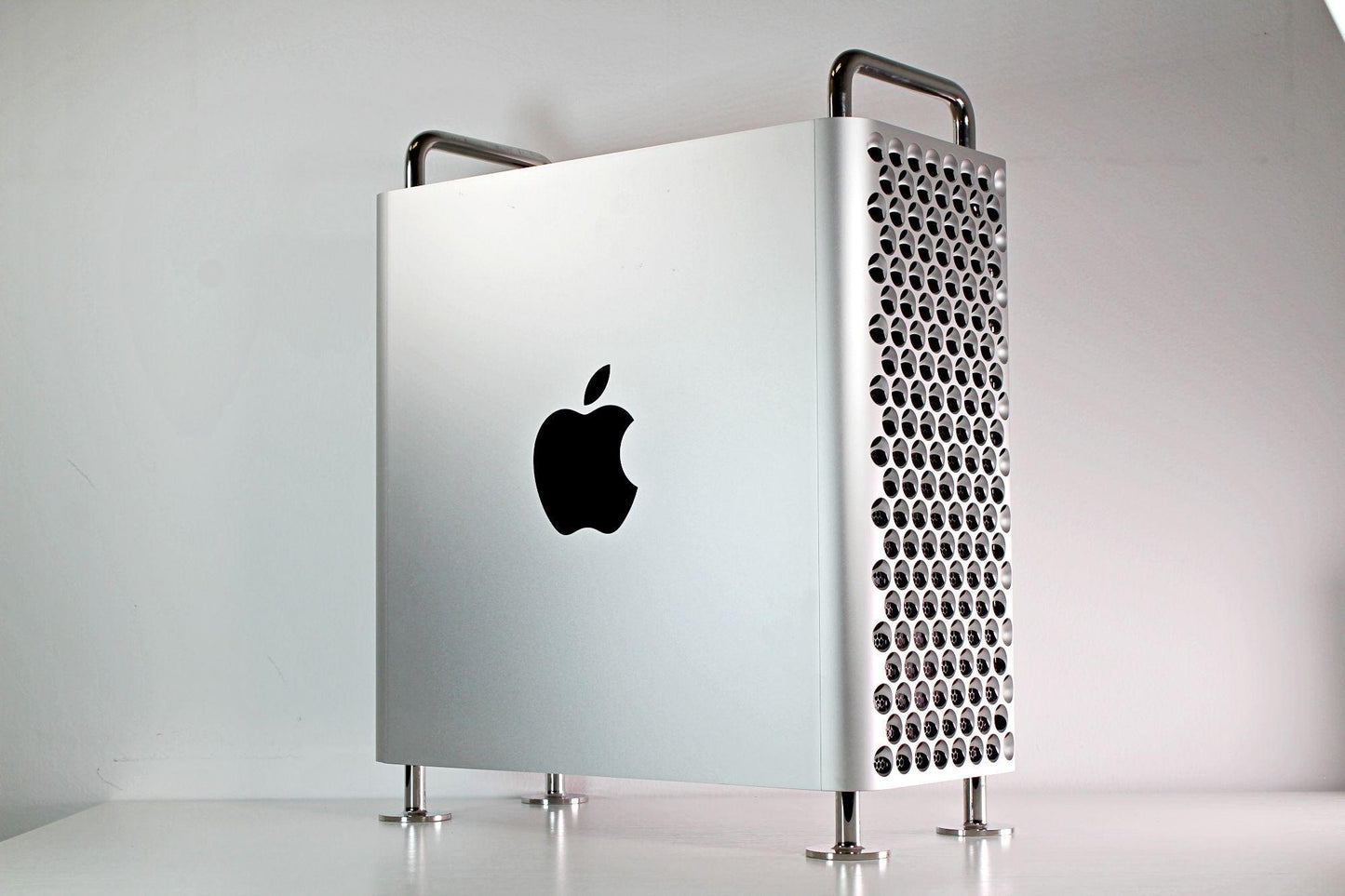 NEW Apple 2019 Apple Mac Pro Desktop 2.5GHz 1.5TB 8TB SSD AppleCare+ 2027