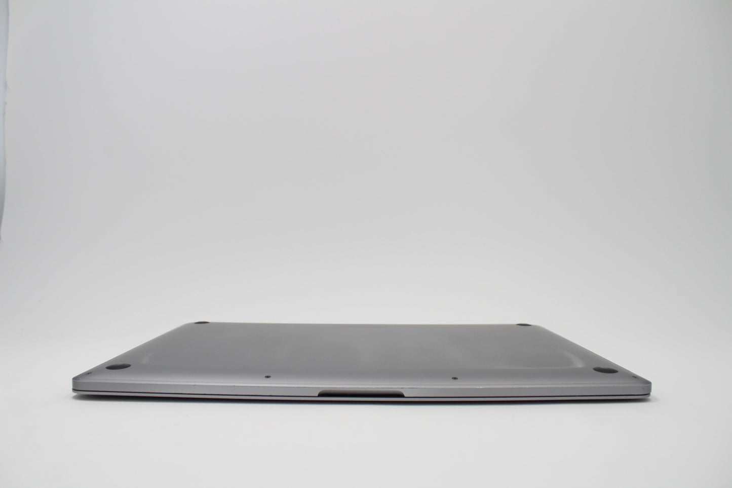 2016 Apple MacBook Pro 15-inch i7 2.7GHz 16GB RAM 512GB SSD | Radeon Pro 455