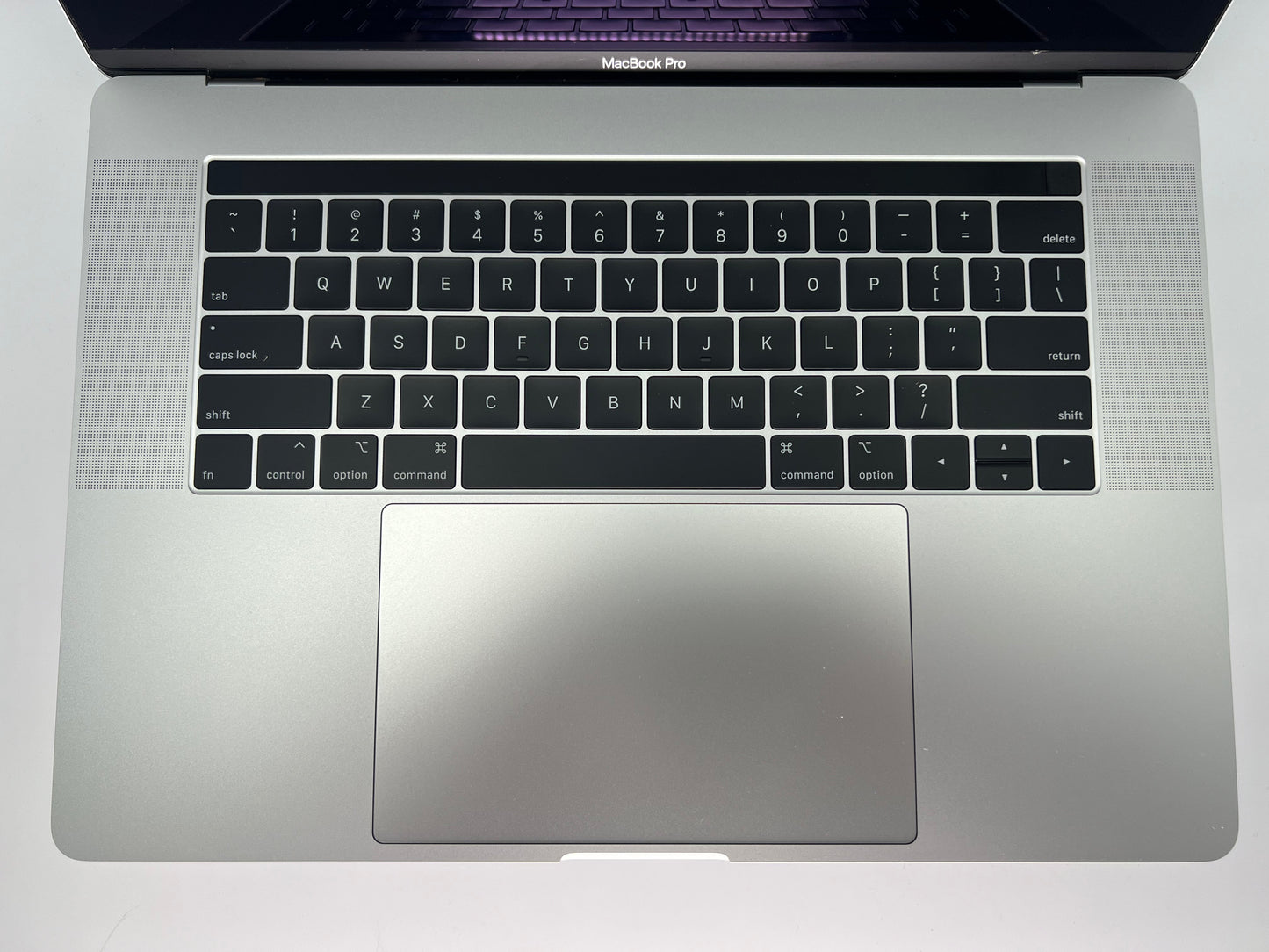 MacBook Pro (2019) 15-Inch 2.3GHz Core i9 560X 16GB RAM 512GB SSD - Silver