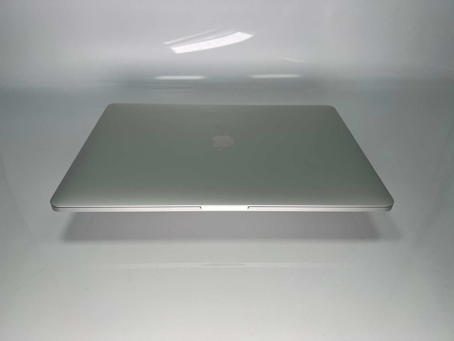 MacBook Pro (2019) 15-Inch 2.3GHz Core i9 560X 16GB RAM 512GB SSD - Silver