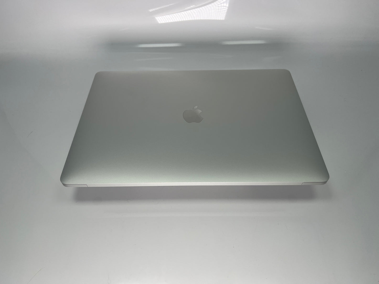 MacBook Pro (2019) 15-Inch 2.3GHz Core i9 560X 16GB RAM 512GB SSD - Silver