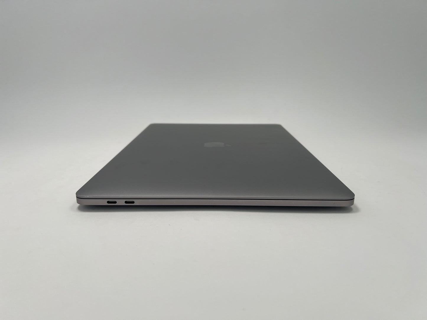 2017 MacBook Pro 15-inch i7 2.8 – 16GB RAM 256GB SSD Radeon Pro 555 | For Parts Only