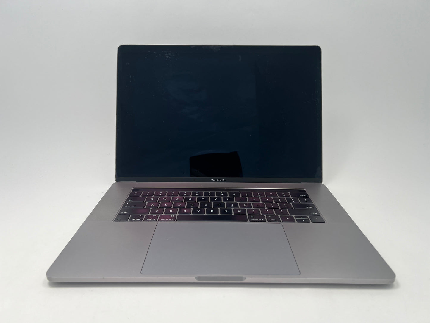 2017 Apple MacBook Pro 15-inch i7 2.8GHz – Radeon Pro 555 | For Parts/Repair Only