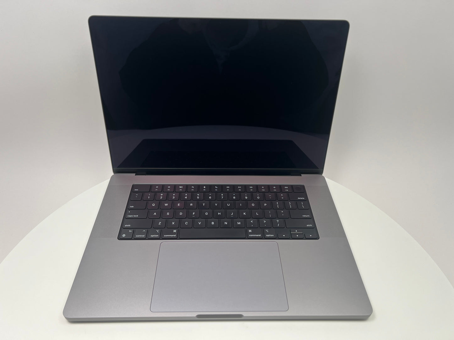 2021 Apple MacBook Pro 16-inch M1 Max 32-Core GPU – 64GB RAM 4TB SSD | Space Gray
