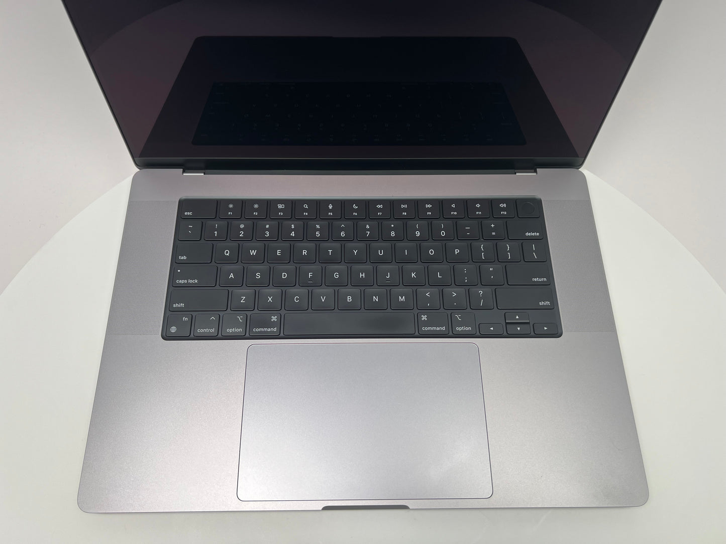 2021 Apple MacBook Pro 16-inch M1 Max 32-Core GPU – 64GB RAM 4TB SSD | Space Gray