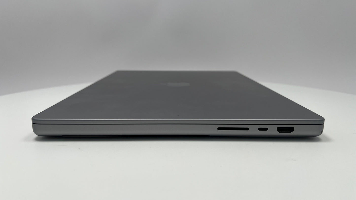2021 Apple MacBook Pro 16-inch M1 Max 32-Core GPU – 64GB RAM 4TB SSD | Space Gray
