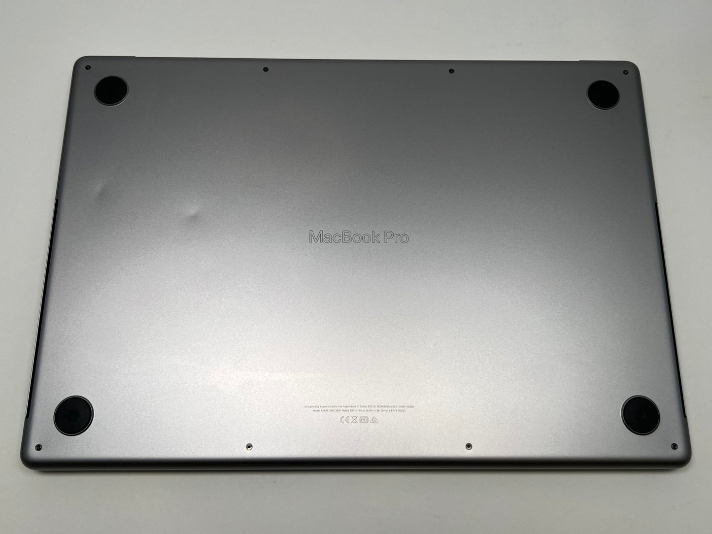 MacBook Pro (2021) 16-inch – M1 Pro 16-Core GPU – 32GB RAM 512GB SSD