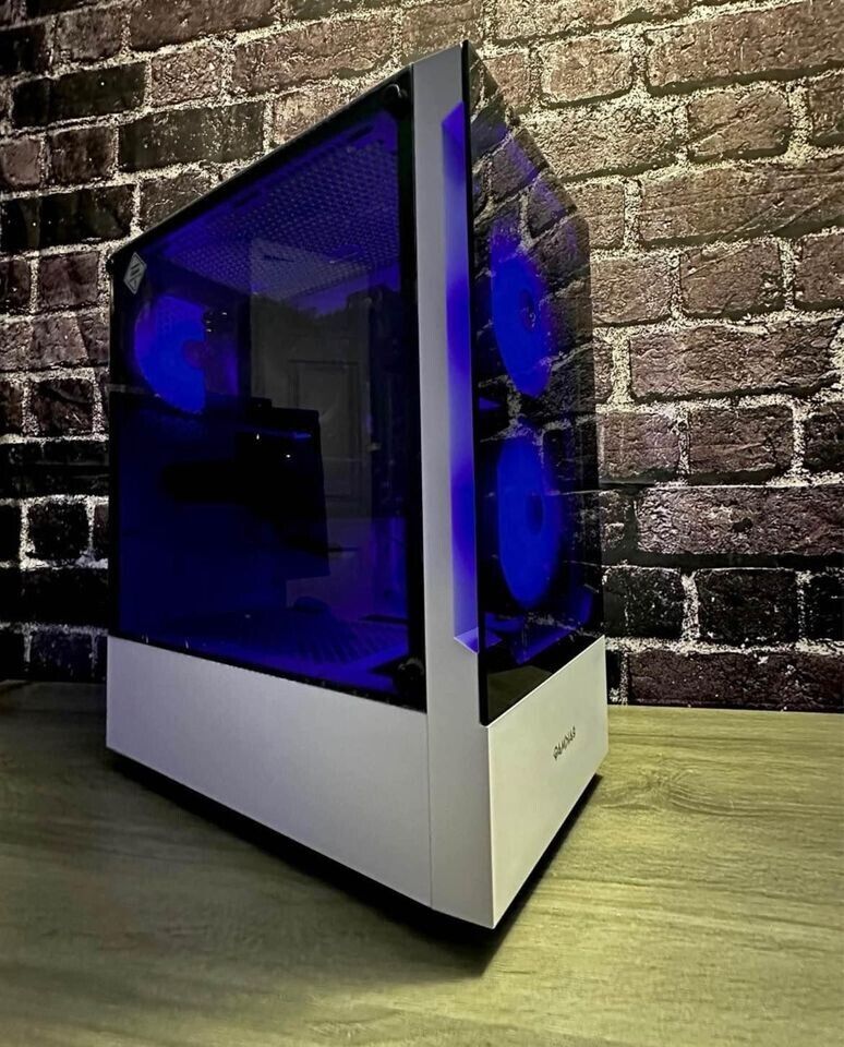 Custom White Gaming Desktop - i7 – 3.40 GHz Processor – Open Box
