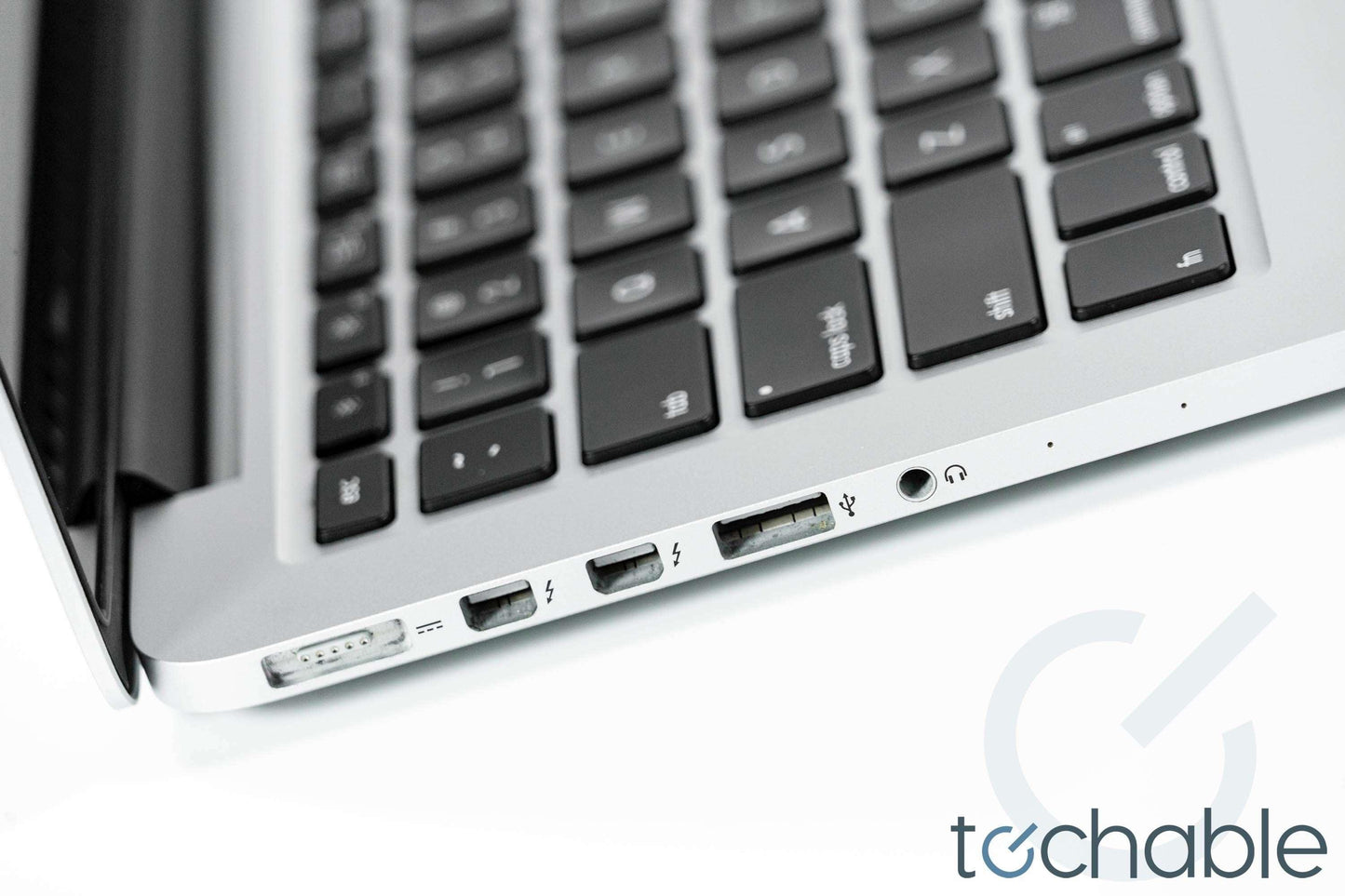 MacBook Pro (Early 2015) 13-Inch - 2.9GHz Core i5 - 16GB RAM - 1TB SSD