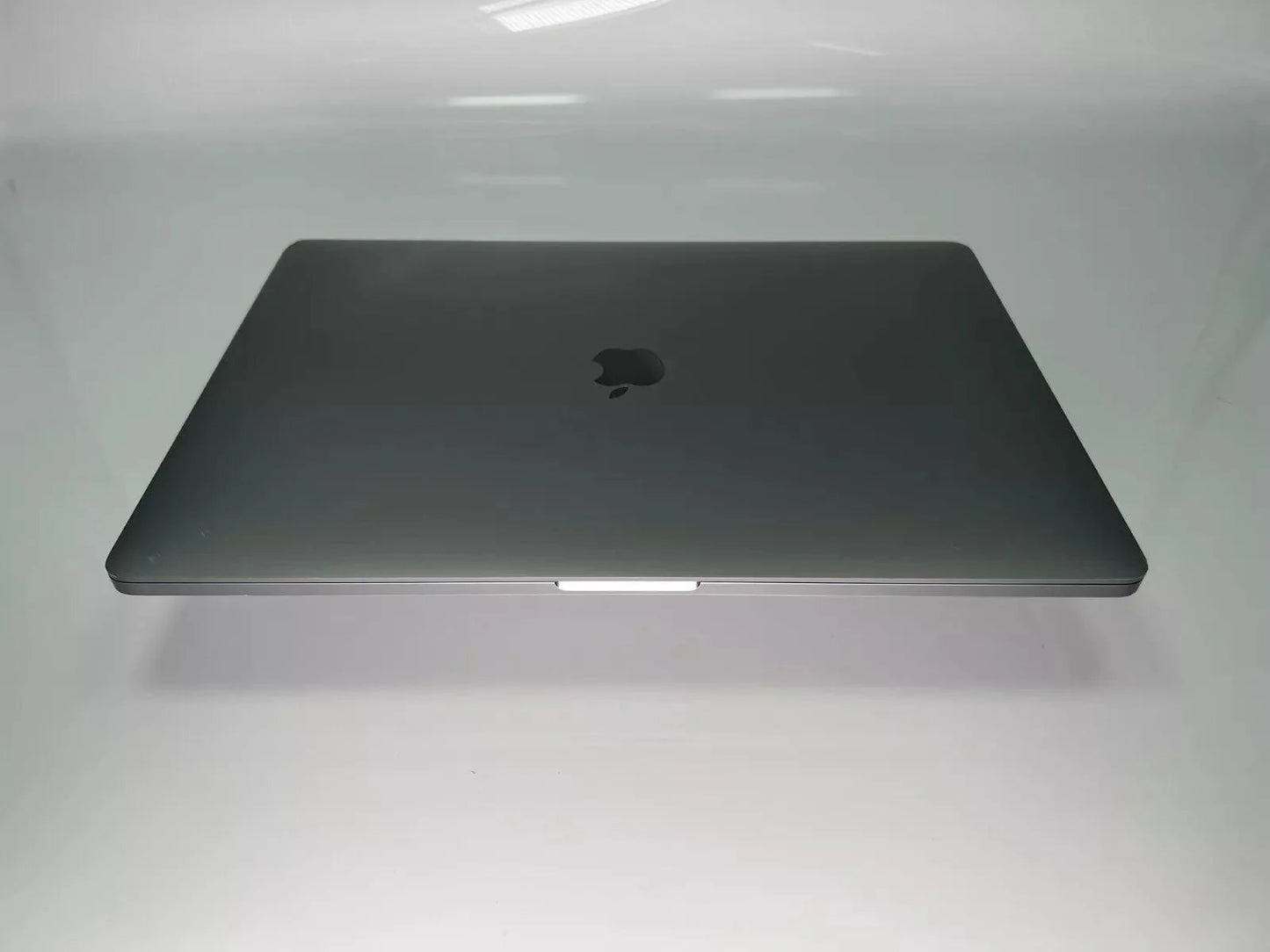 2019 MacBook Pro 16-inch 2.4GHz i9 – 16GB RAM 512GB SSD AMD Radeon Pro 5300M Space Grey
