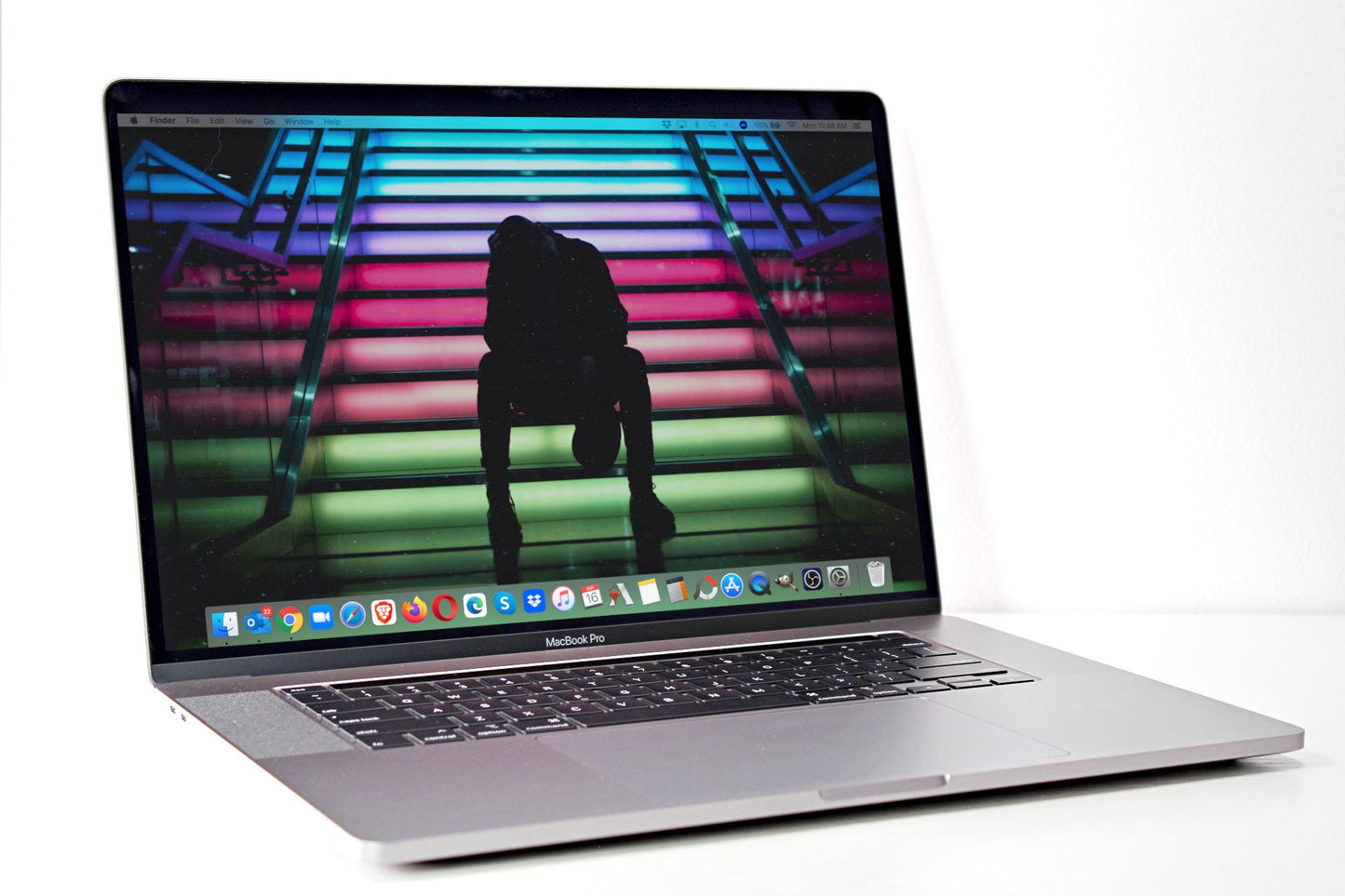 2019 Apple MacBook Pro 16-inch - 2.3GHz i9 16GB RAM 1TB SSD 5500M | Space Gray