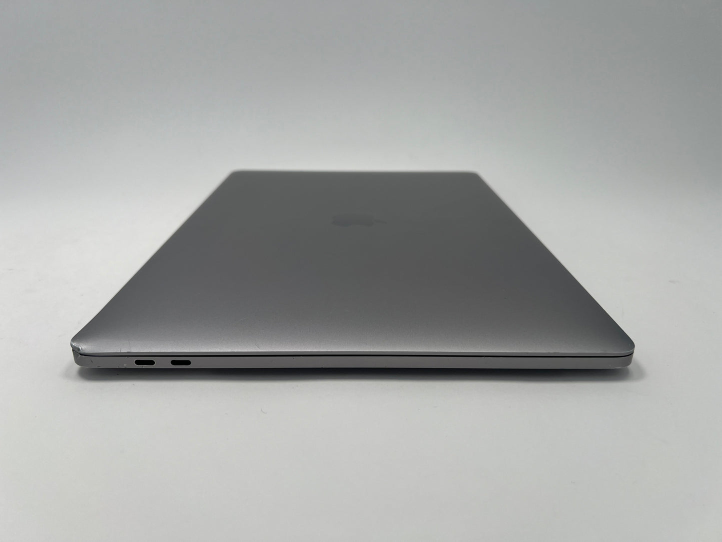 2017 Apple MacBook Pro 15-inch i7 2.8GHz – Radeon Pro 555 | For Parts/Repair Only