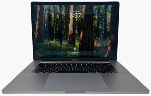 MacBook Pro (2018) 15-inch – Intel Core i7 2.6GHz – 32GB RAM 1TB SSD • Radeon Pro 560X